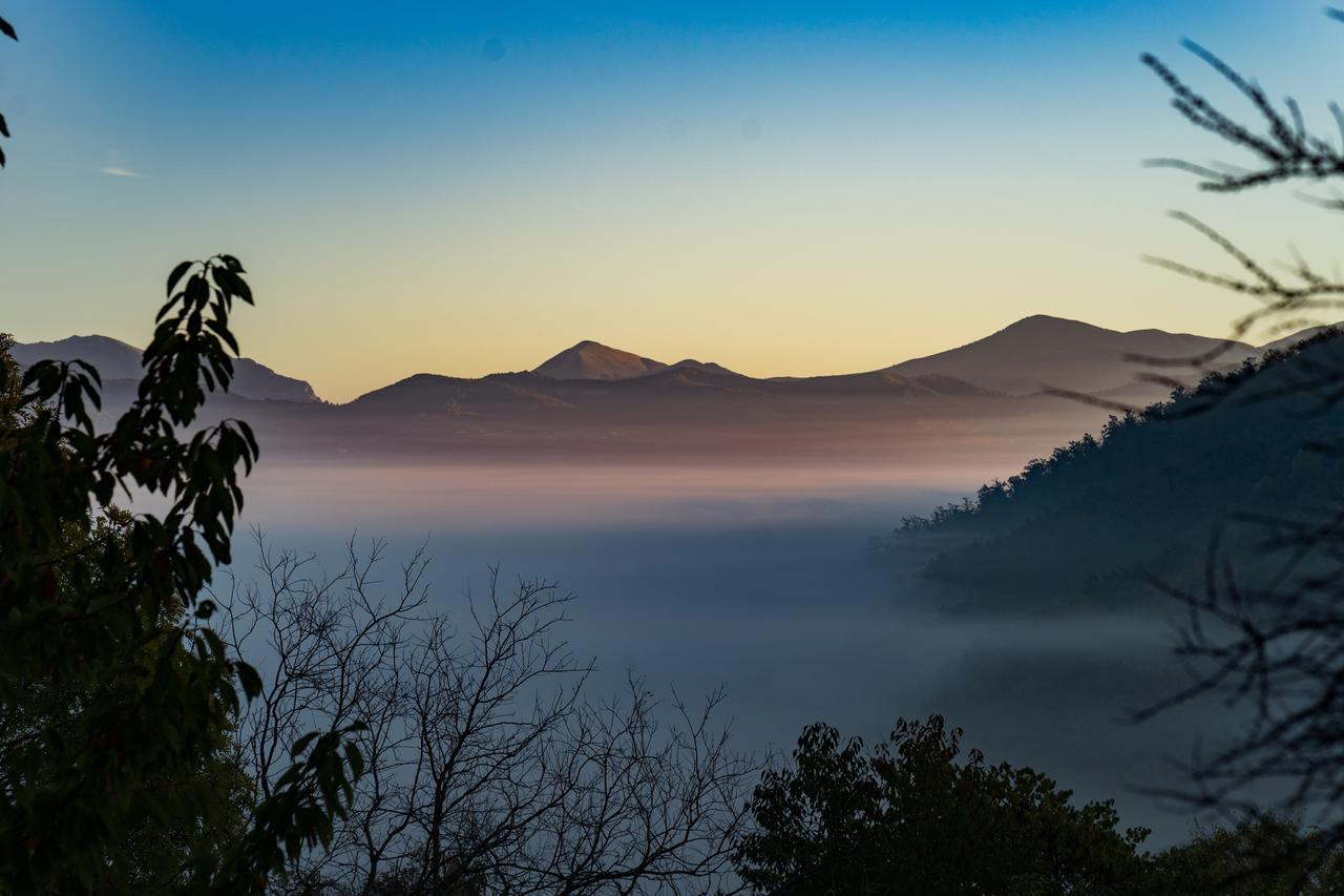 Agriturismo L'Oca Blu Hotel Gubbio Esterno foto